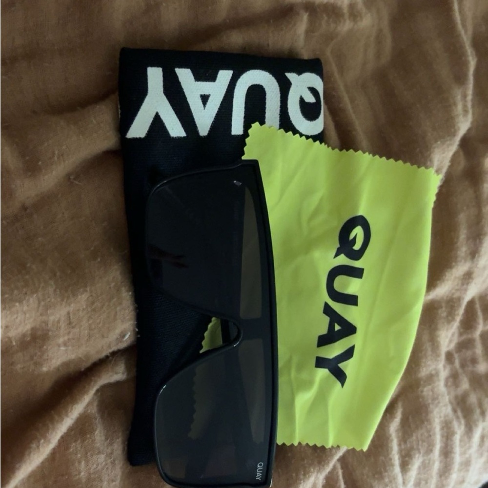 Quay Australia Black Sunglasses